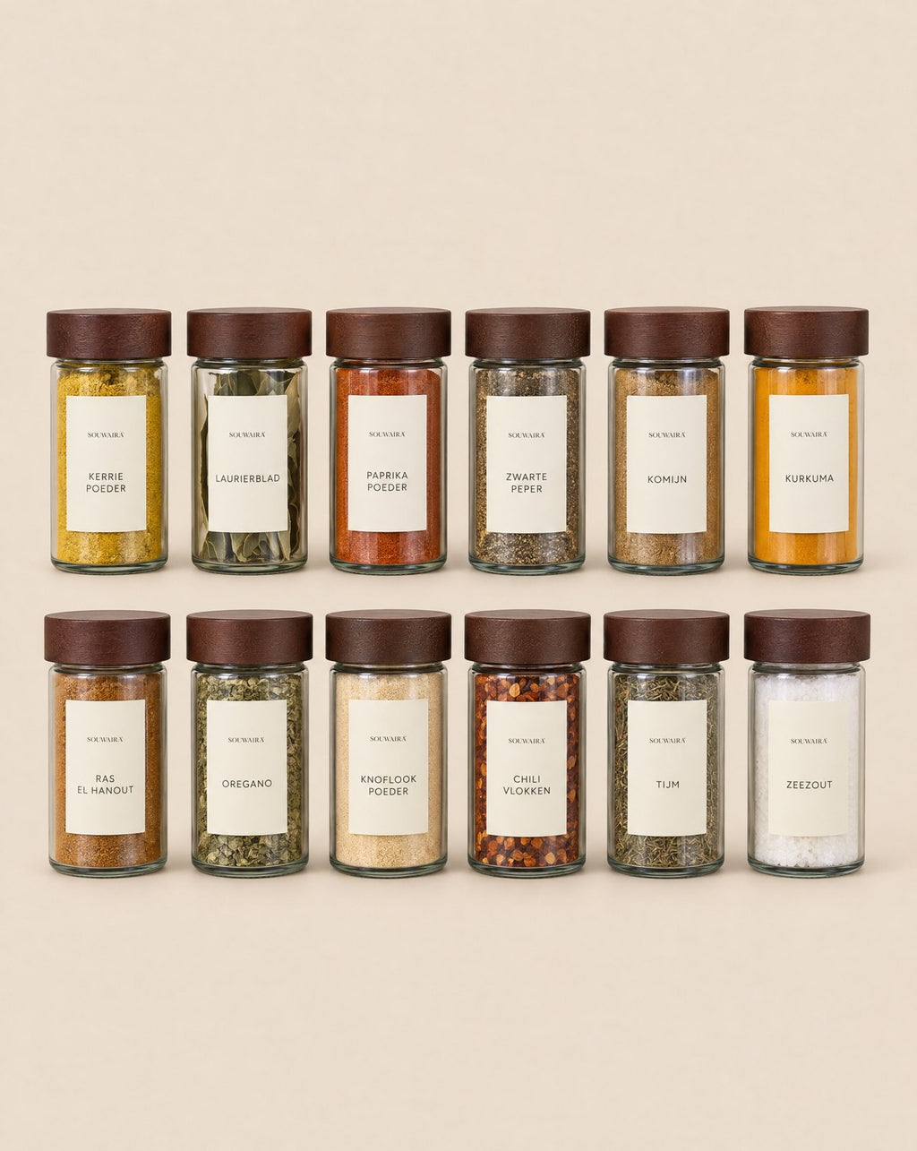Totally Spice set van 12 op beige achtergrond