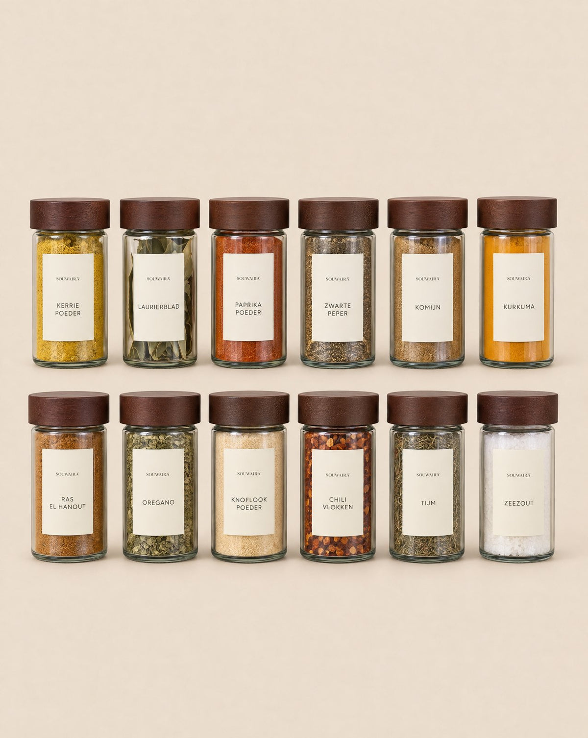 Totally Spice set van 12 op beige achtergrond